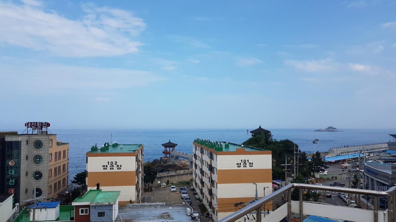 Lighthouse Beach Motel Sokcho Buitenkant foto