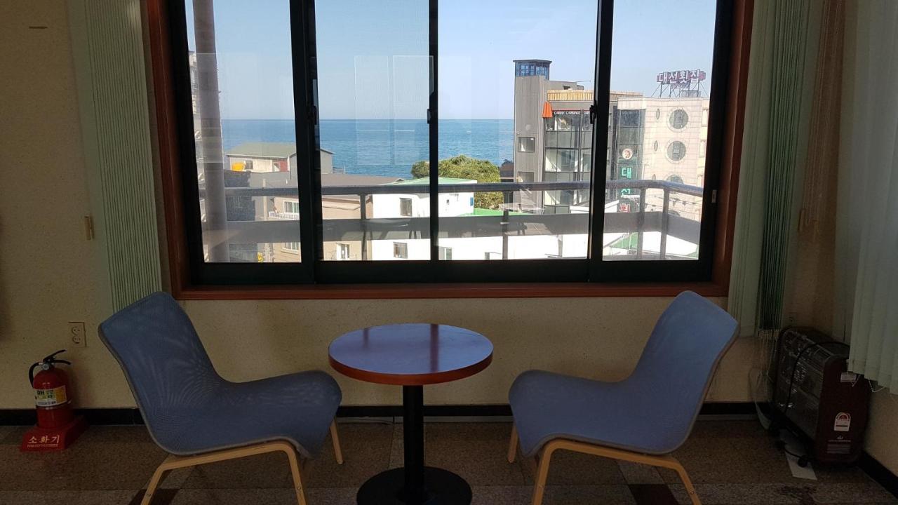 Lighthouse Beach Motel Sokcho Buitenkant foto