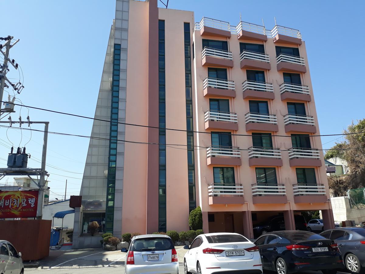 Lighthouse Beach Motel Sokcho Buitenkant foto
